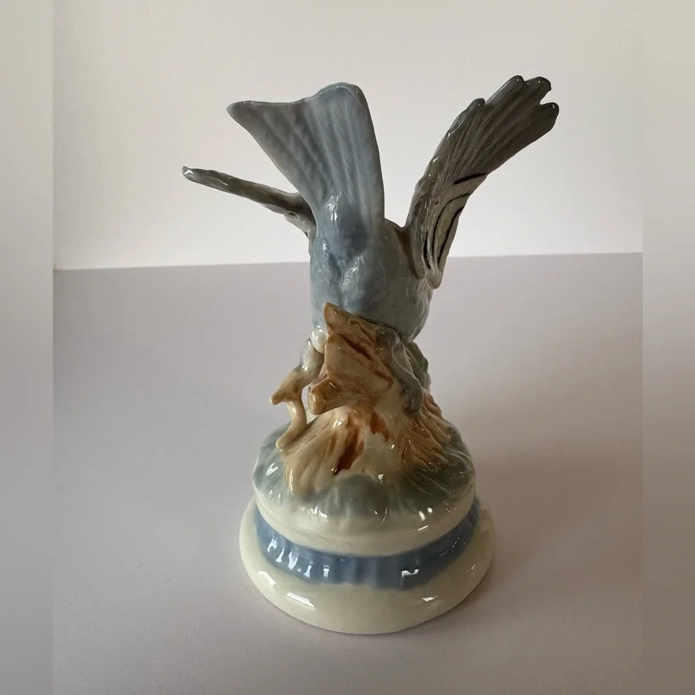 Duncan Royale Fine Porcelain Bird-Part of “Birds & Country Legacy Collection”